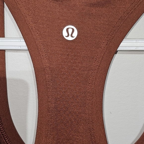 Lululemon Swiftly Tech Racerback 2.0 Dark Terracotta / Dark Terracotta Size 4 - Picture 5 of 6